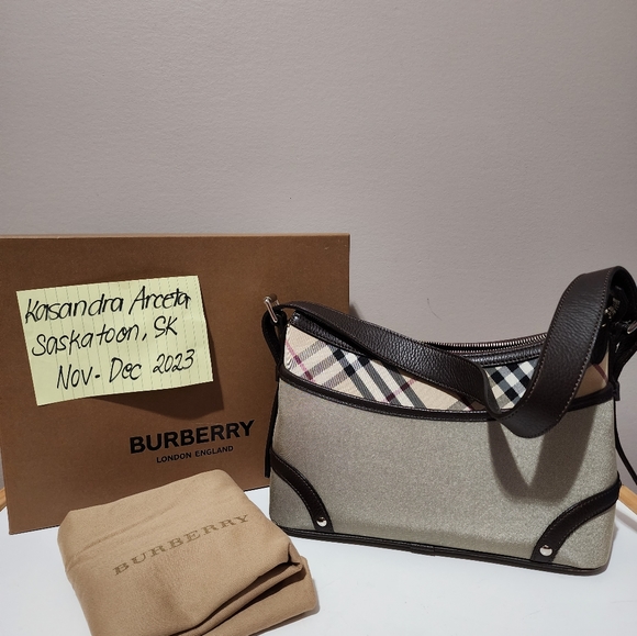 ❌️SOLD❌️Burberry Vintage Small Shoulder Bag - Picture 1 of 13